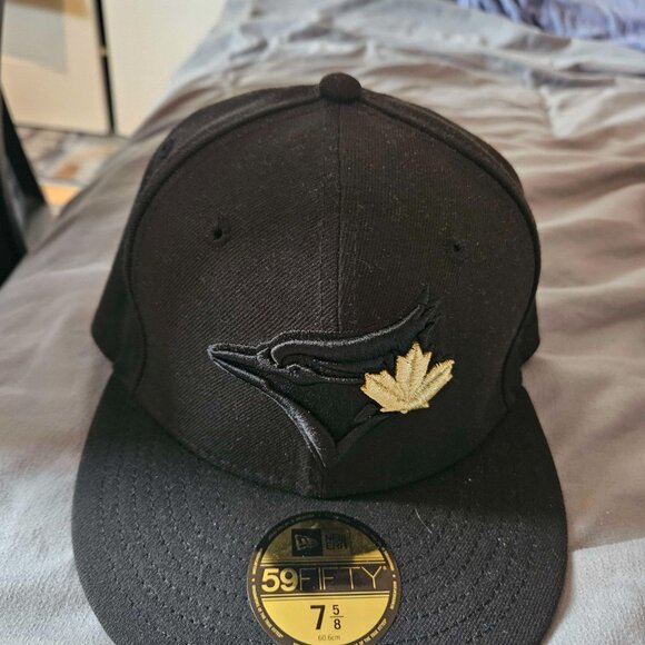 New Era 5950 Toronto Blue Jays Blackout Hat (Size 7 5/8) - Picture 3 of 3